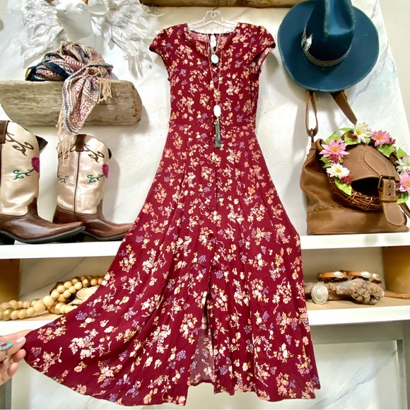 Reformation Dresses & Skirts - Reformation floral Fauna boho dress w prairie shabby chic vibe